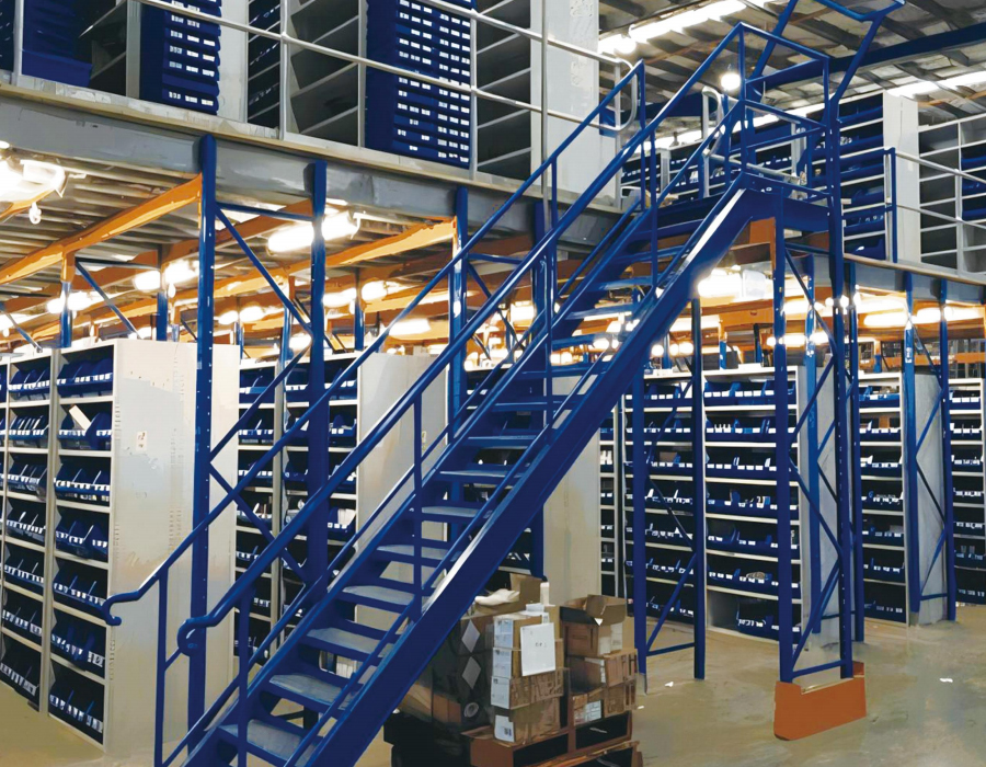 Plate-forme en acier